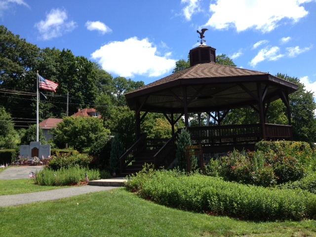 Picture of Park Lake Gazebo